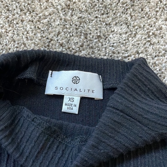 Black Socialite Ribbed Dress - Picture 2 of 3